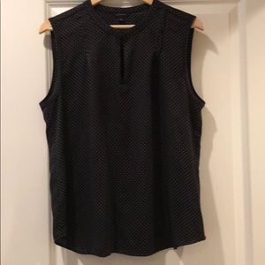 Cute top with fine polka dots